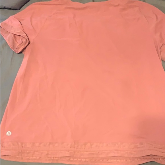 lululemon techy shirt - Picture 2 of 5